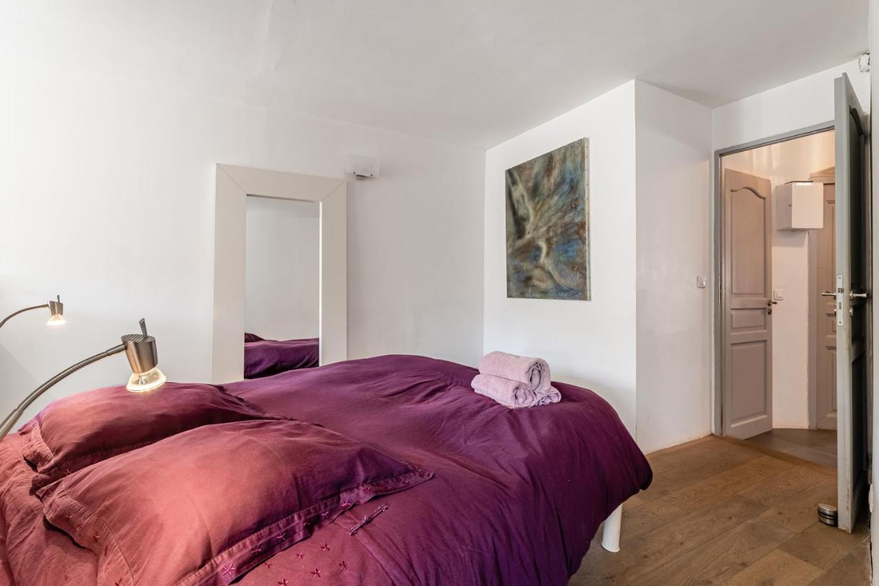 Le Duplex Tropezienne Par Dodo-a-cassis * Cassis